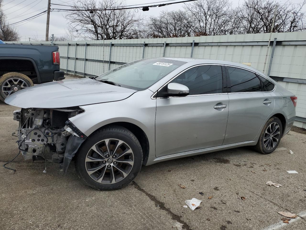 2018 Toyota Avalon - Image 1