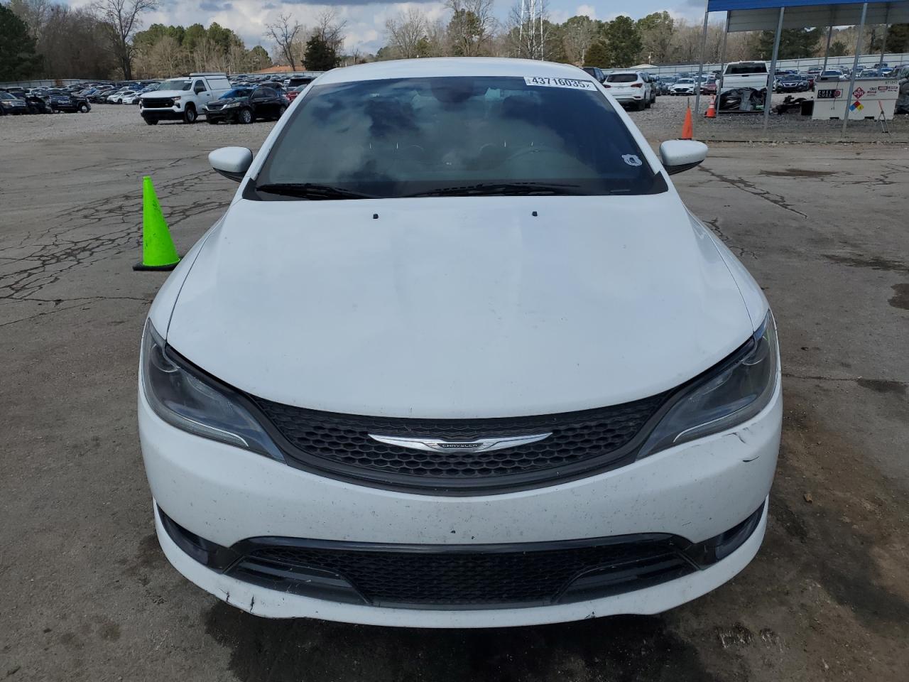 2015 Chrysler 200 - Image 5