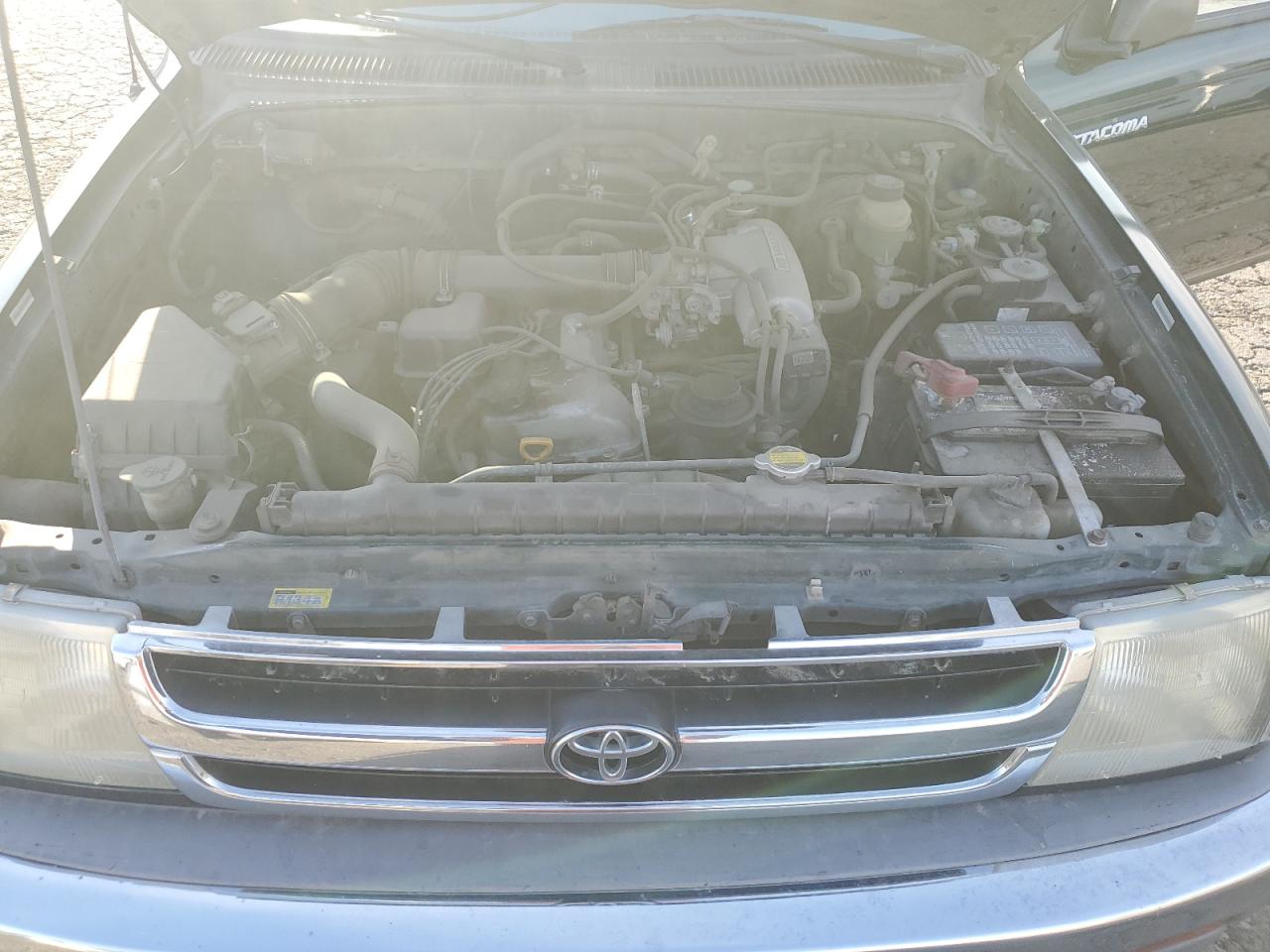 1999 Toyota Tacoma - Image 13