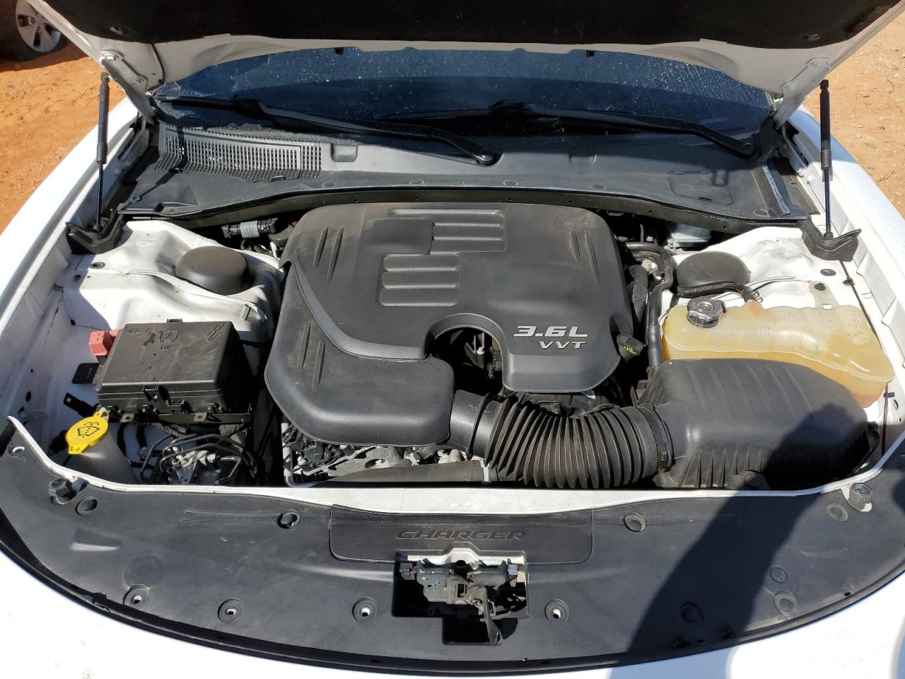 2018 Dodge Charger - Image 11