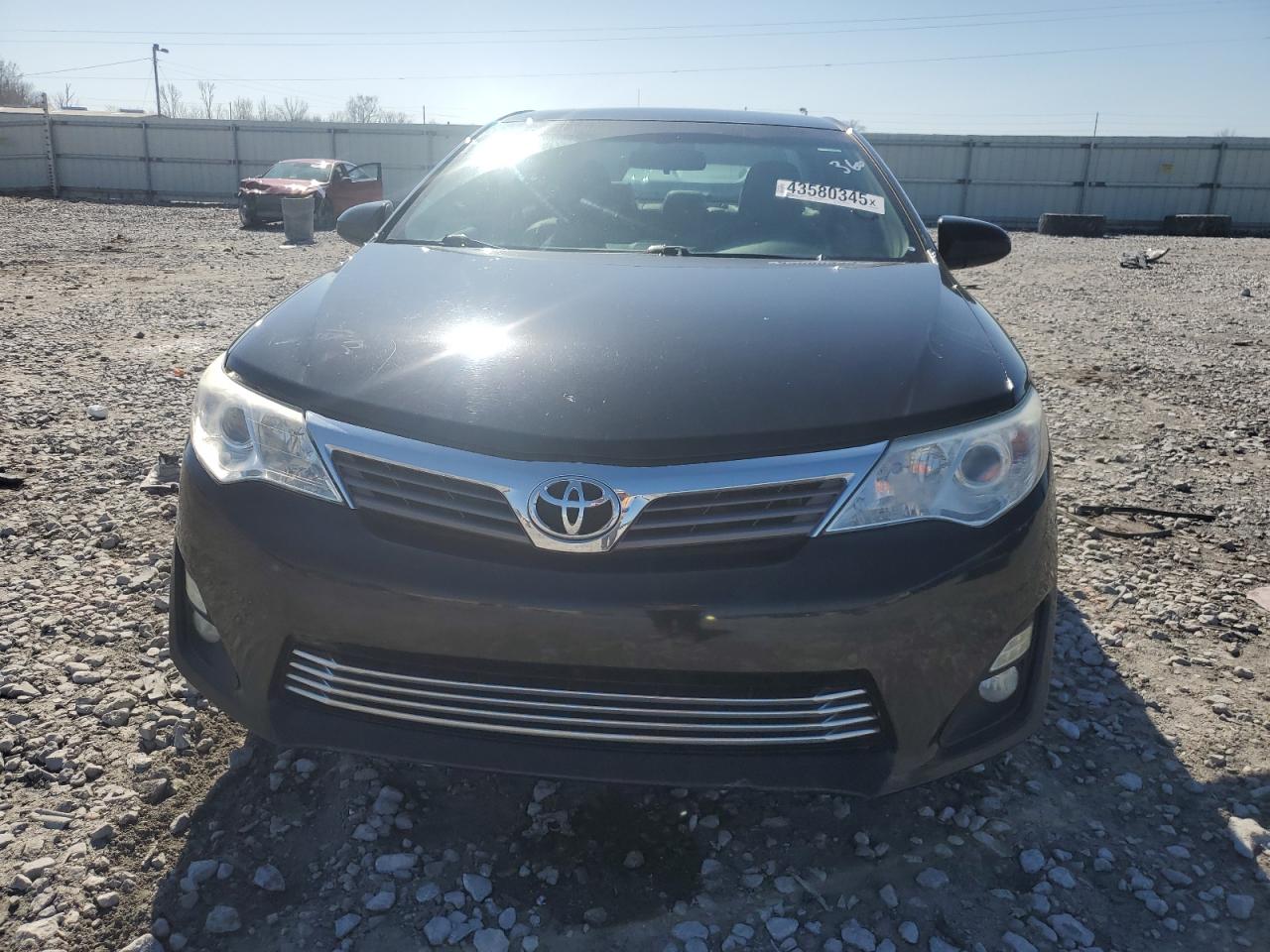 2014 Toyota Camry - Image 5