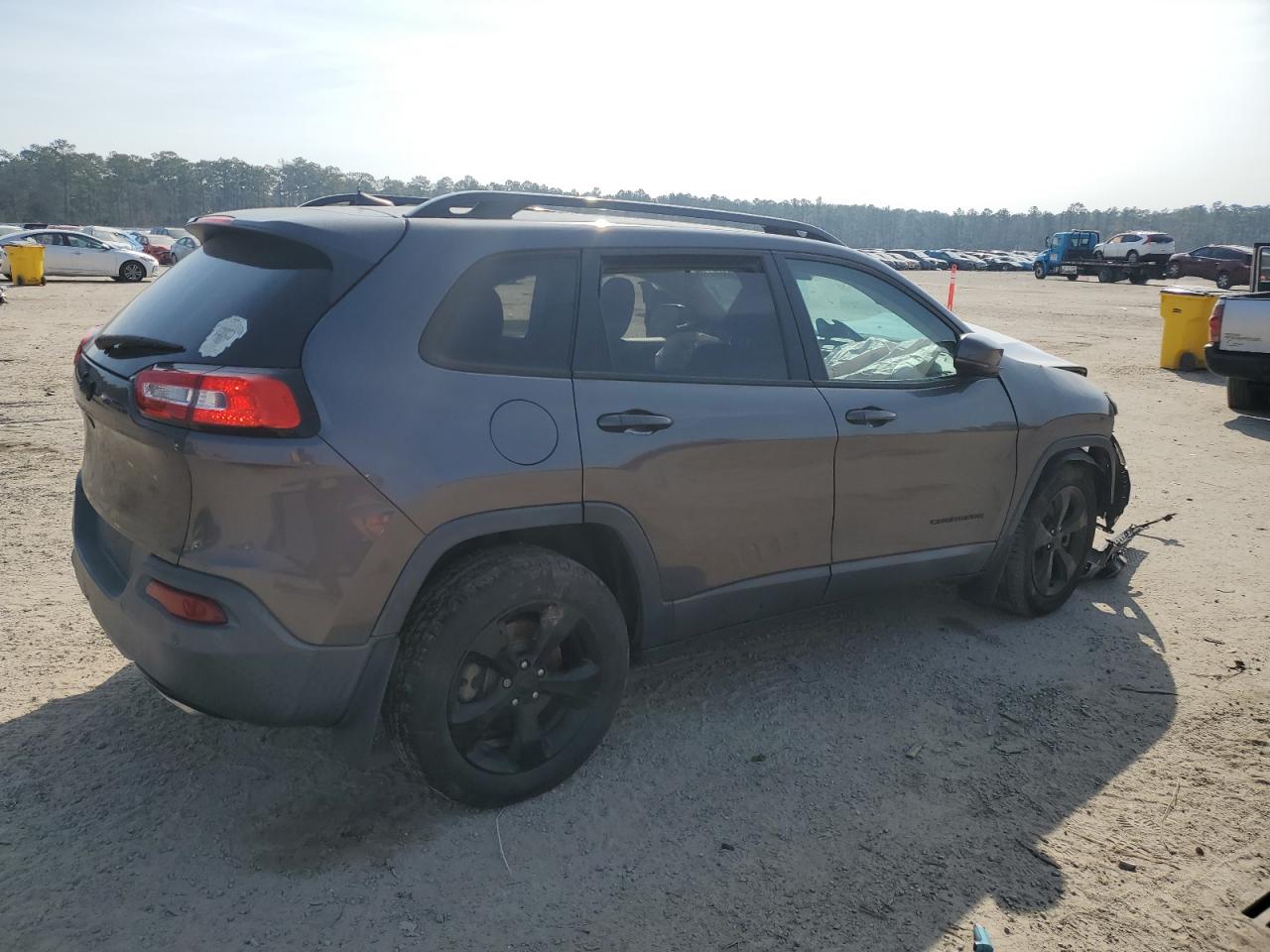 2016 Jeep Grand Cherokee - Image 3