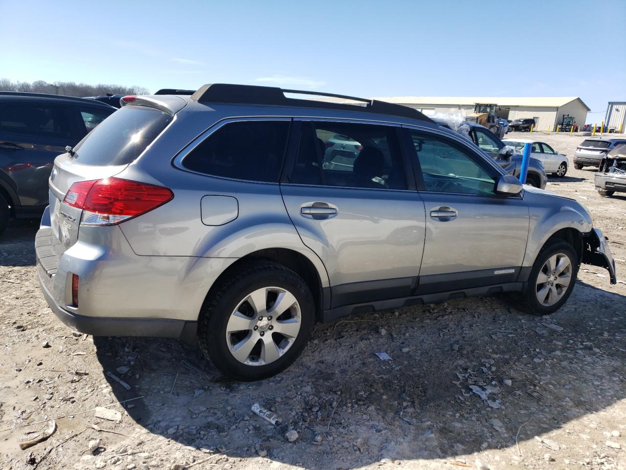 2011 Subaru Outback - Image 3