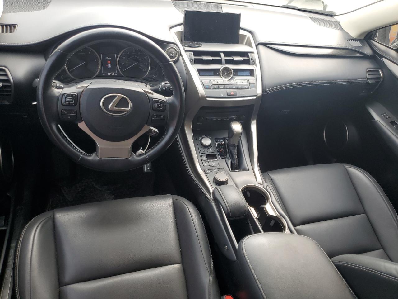 2017 Lexus NX - Image 8