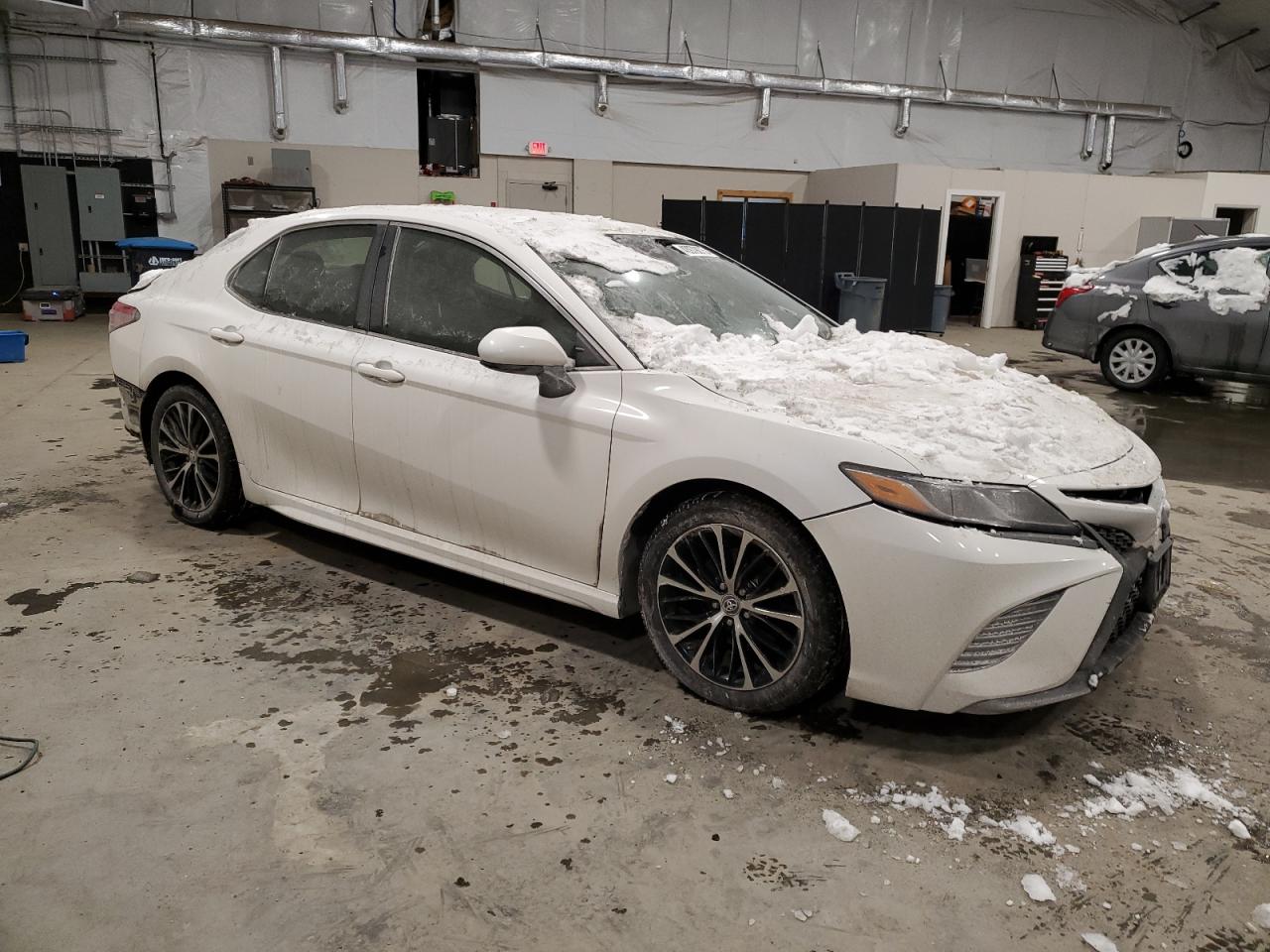 2018 Toyota Camry - Image 4
