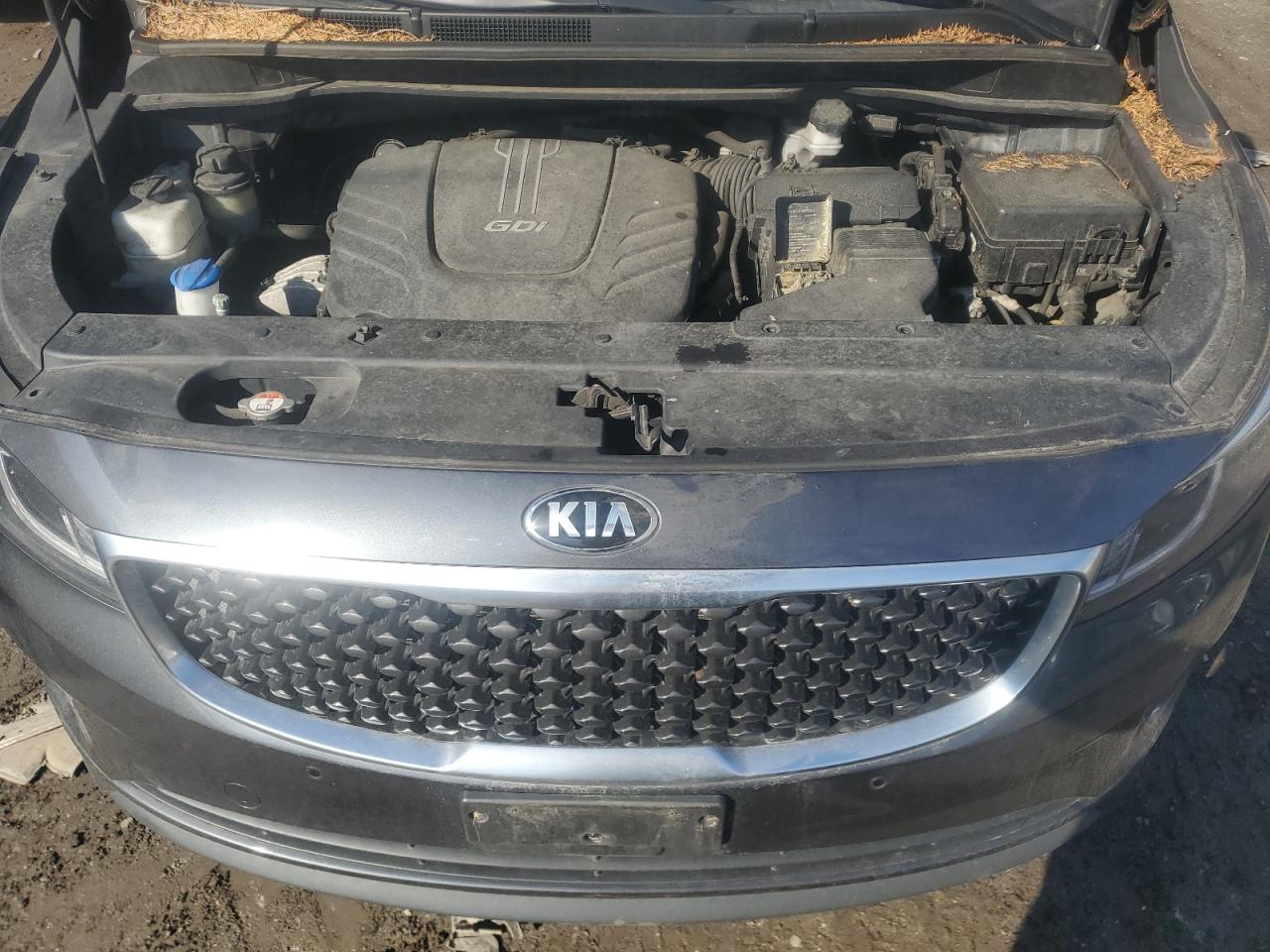 2016 Kia Sedona - Image 12
