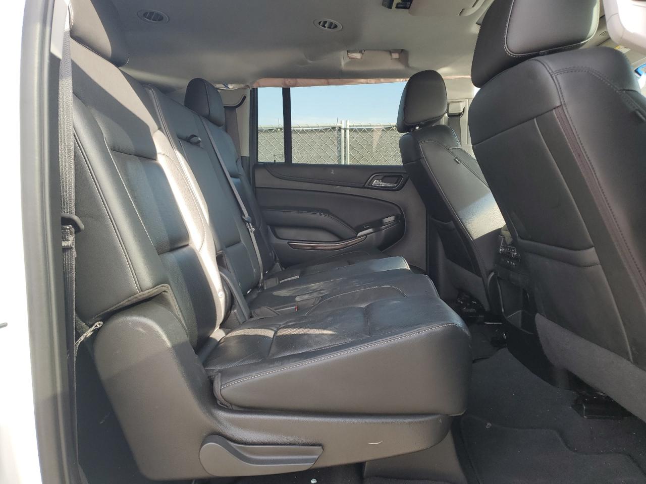 2019 GMC Yukon - Image 11