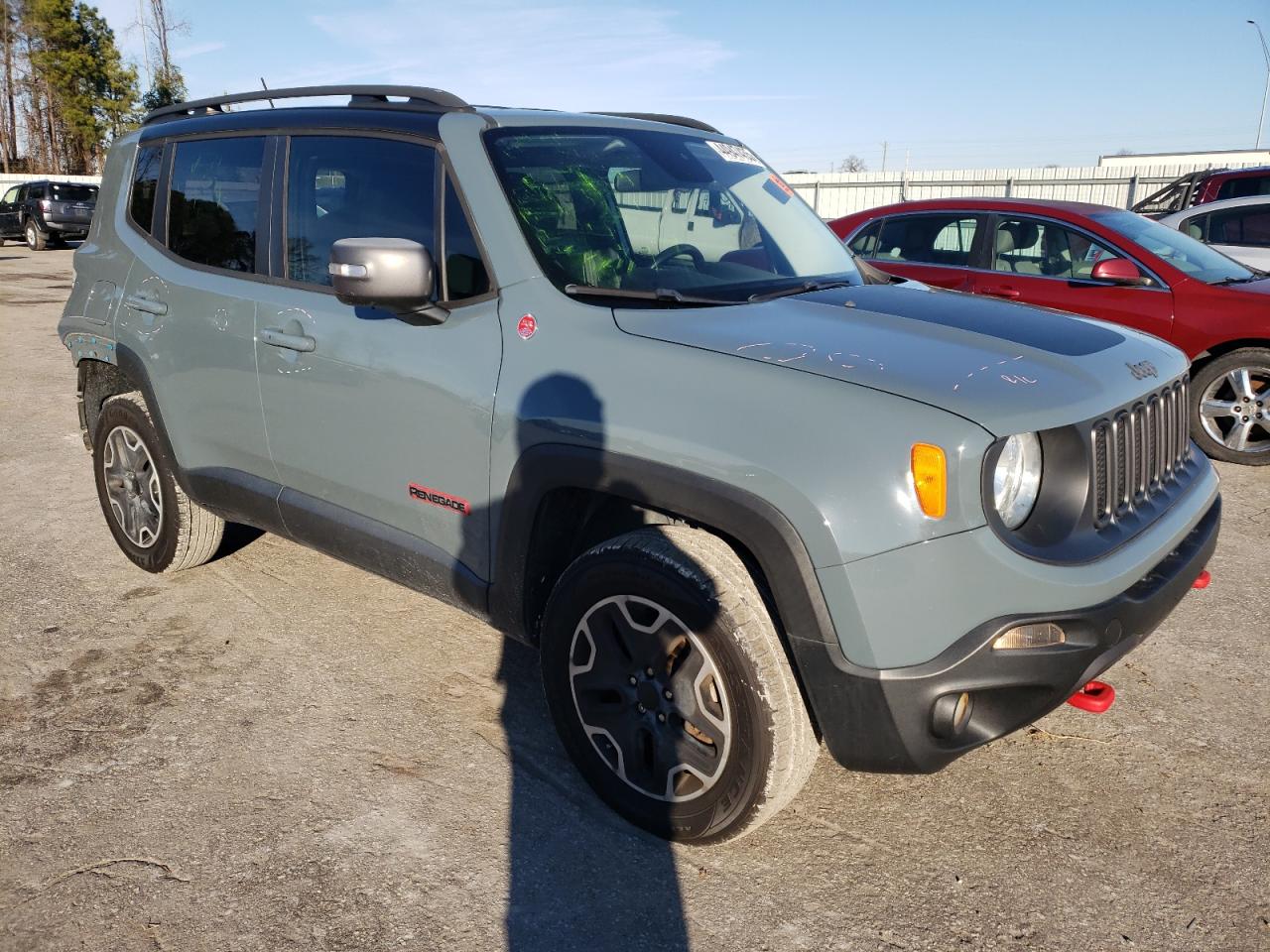 2017 Jeep Renegade - Image 4
