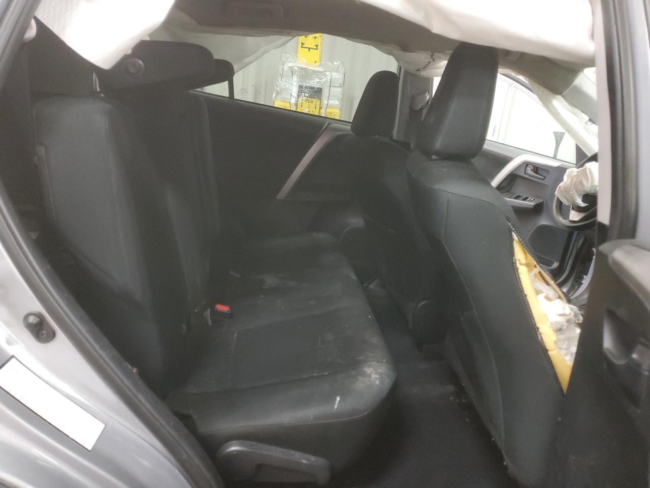 2018 Toyota RAV 4 - Image 10