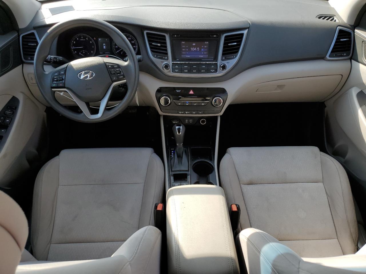 2016 Hyundai Tucson - Image 8