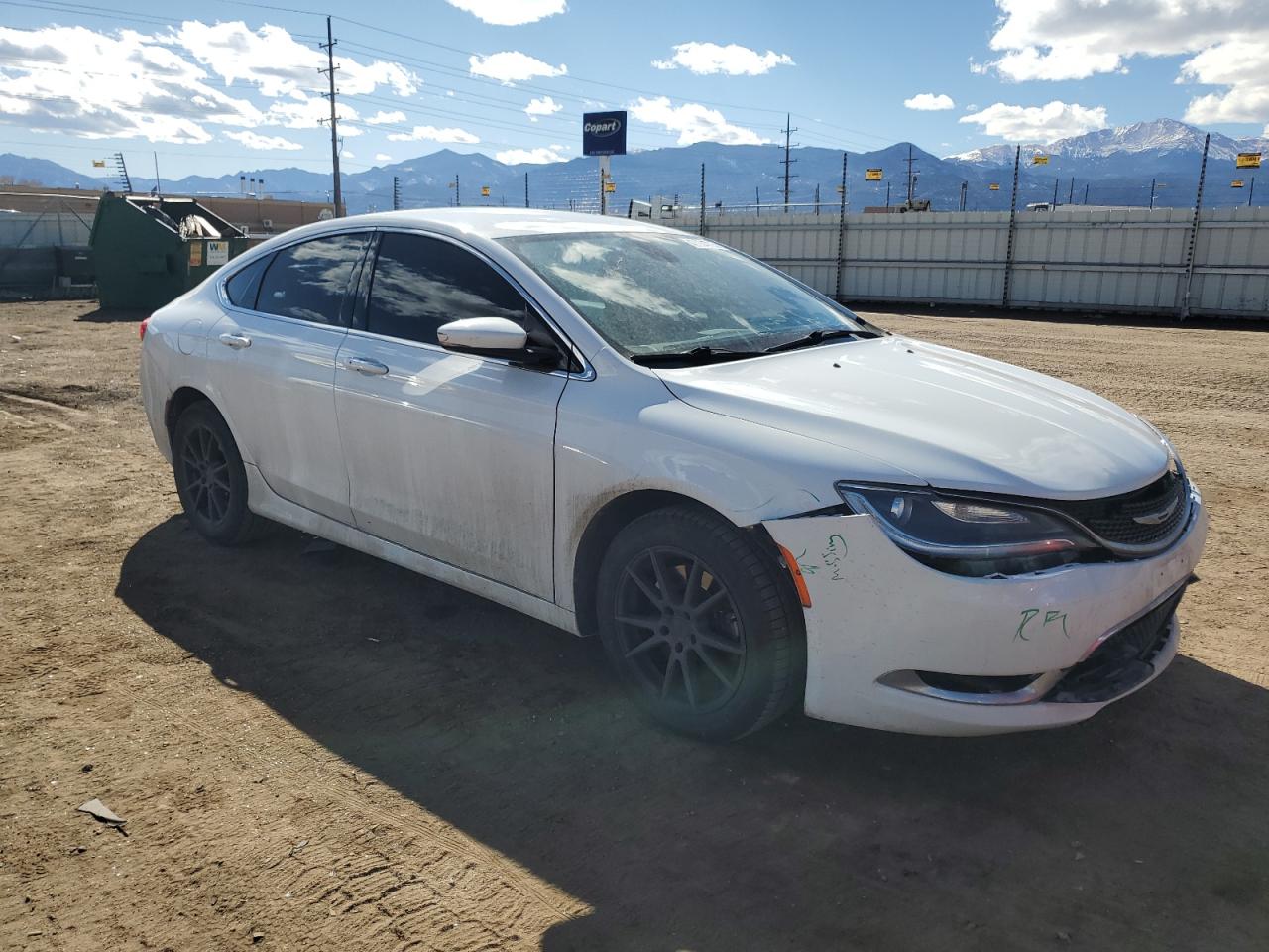 2015 Chrysler 200 - Image 4