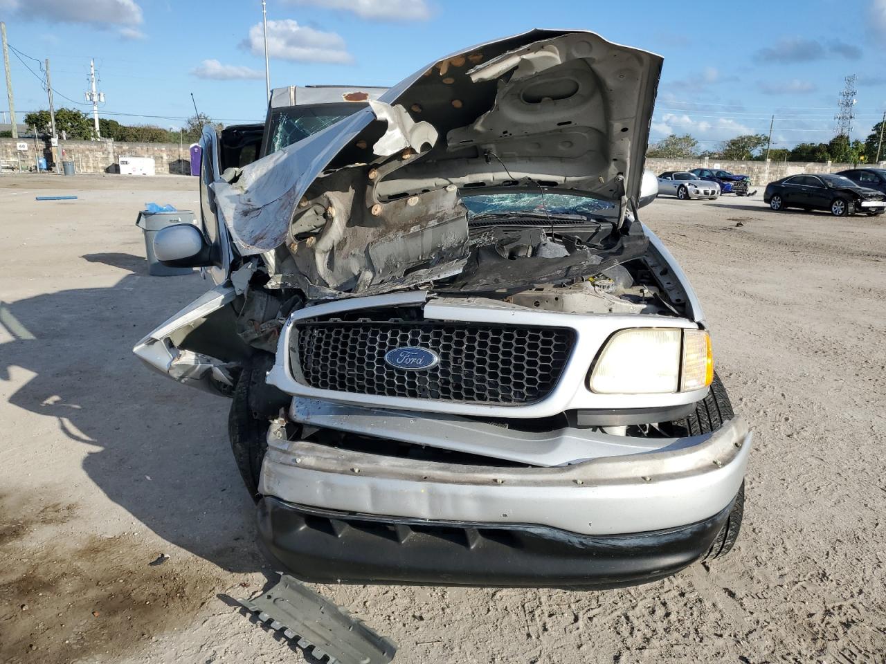 2003 Ford F-150 - Image 5