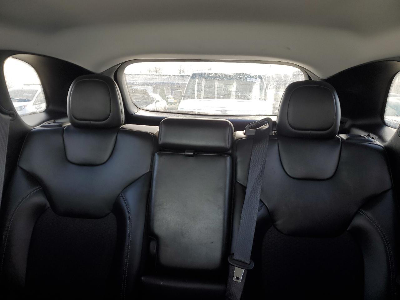 2020 Jeep Grand Cherokee - Image 10