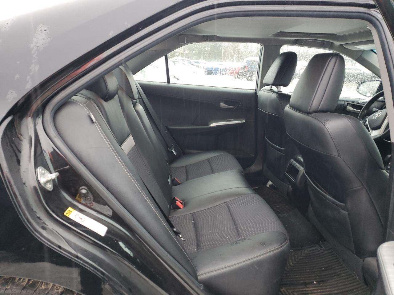 2013 Toyota Camry - Image 10