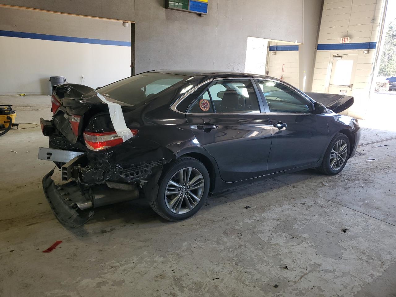 2016 Toyota Camry - Image 3