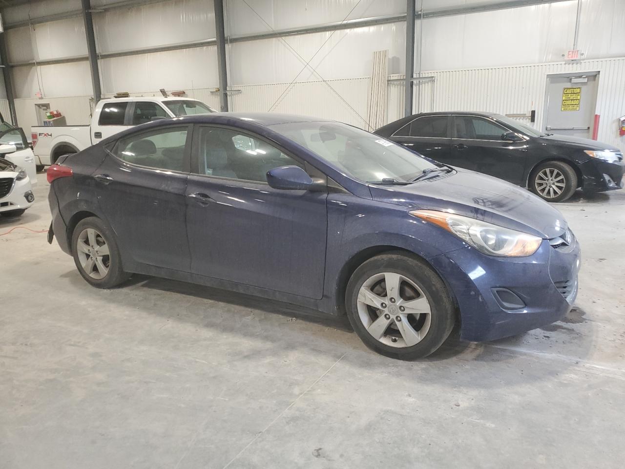 2011 Hyundai Elantra - Image 4