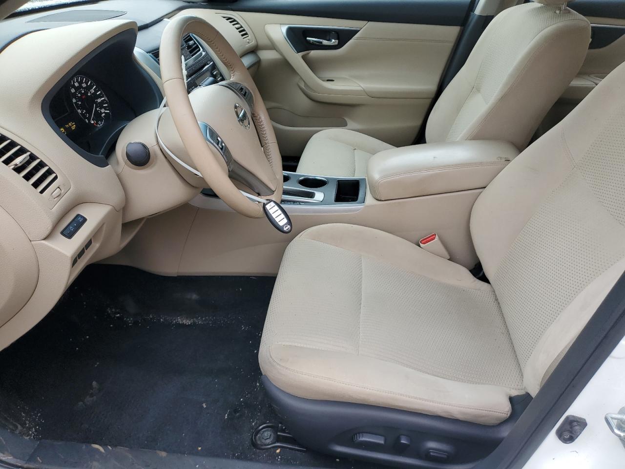 2015 Nissan Altima - Image 7