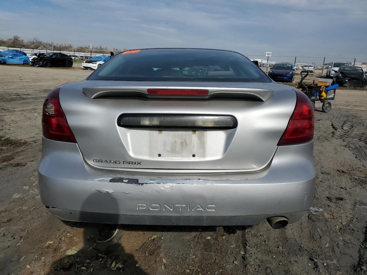 2007 Pontiac Grand Prix - Image 6