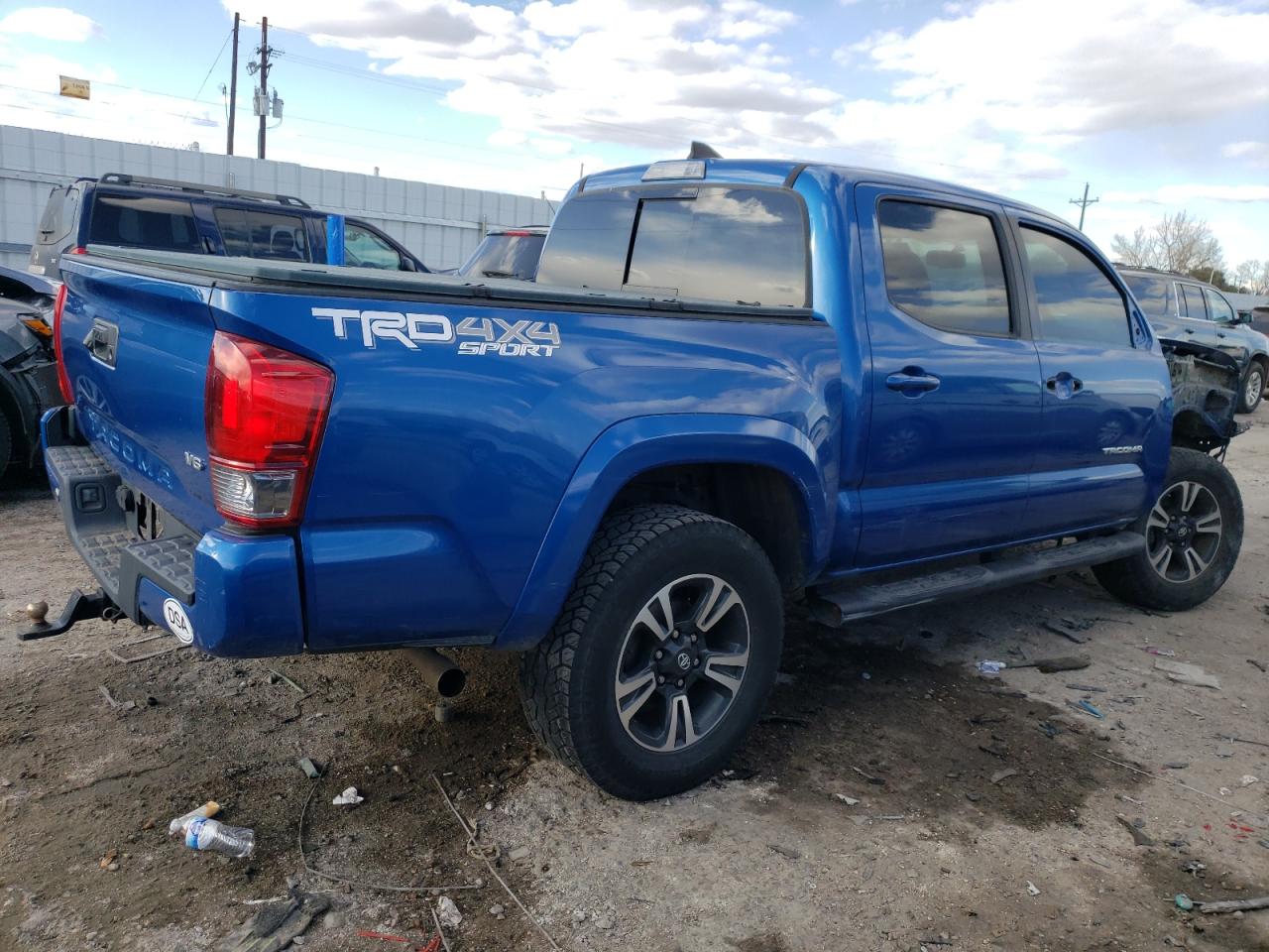 2017 Toyota Tacoma - Image 3