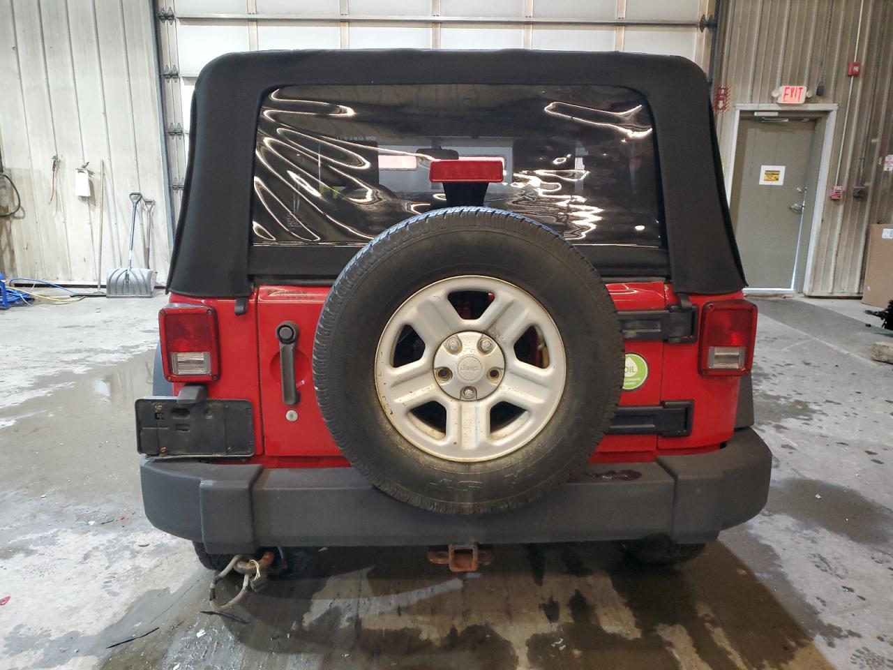 2010 Jeep Wrangler - Image 6