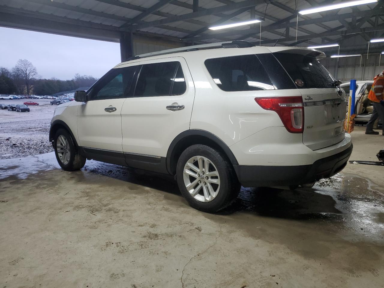 2011 Ford Explorer - Image 2