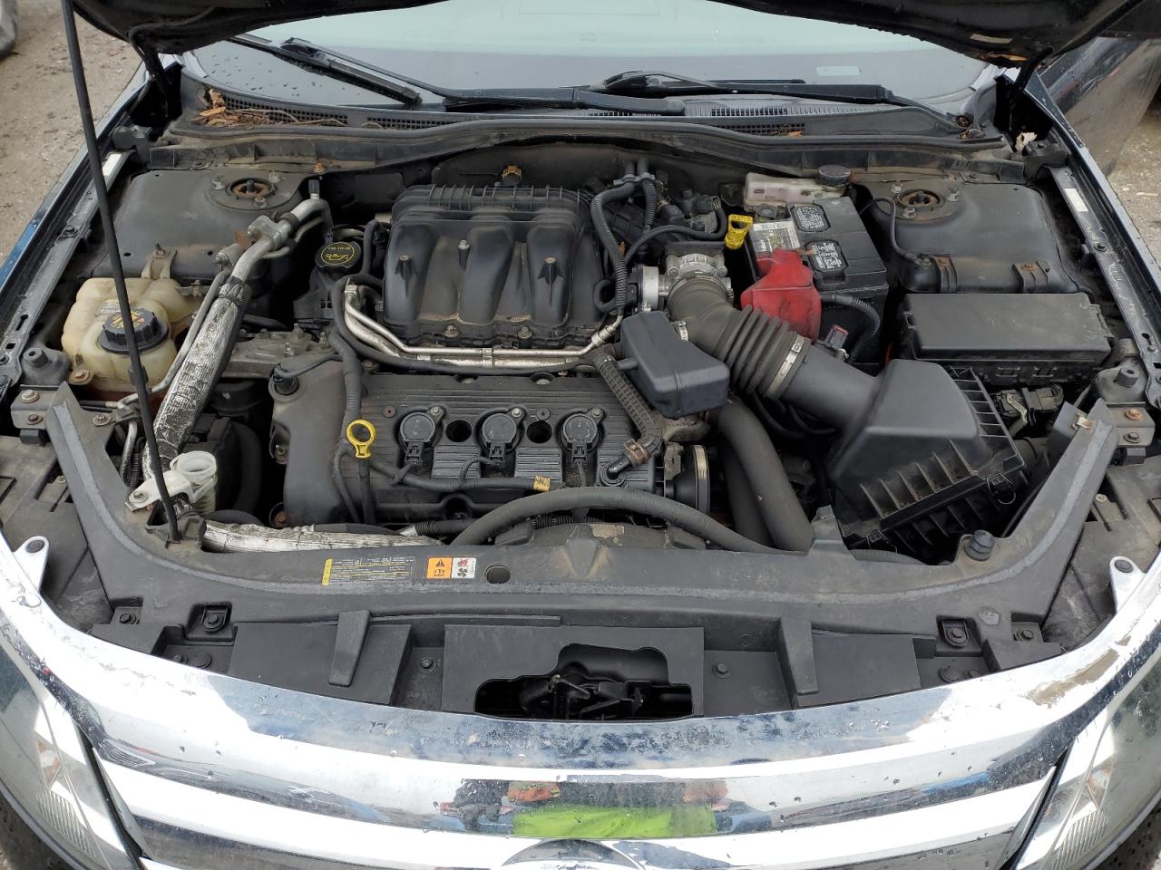 2012 Ford Fusion - Image 11