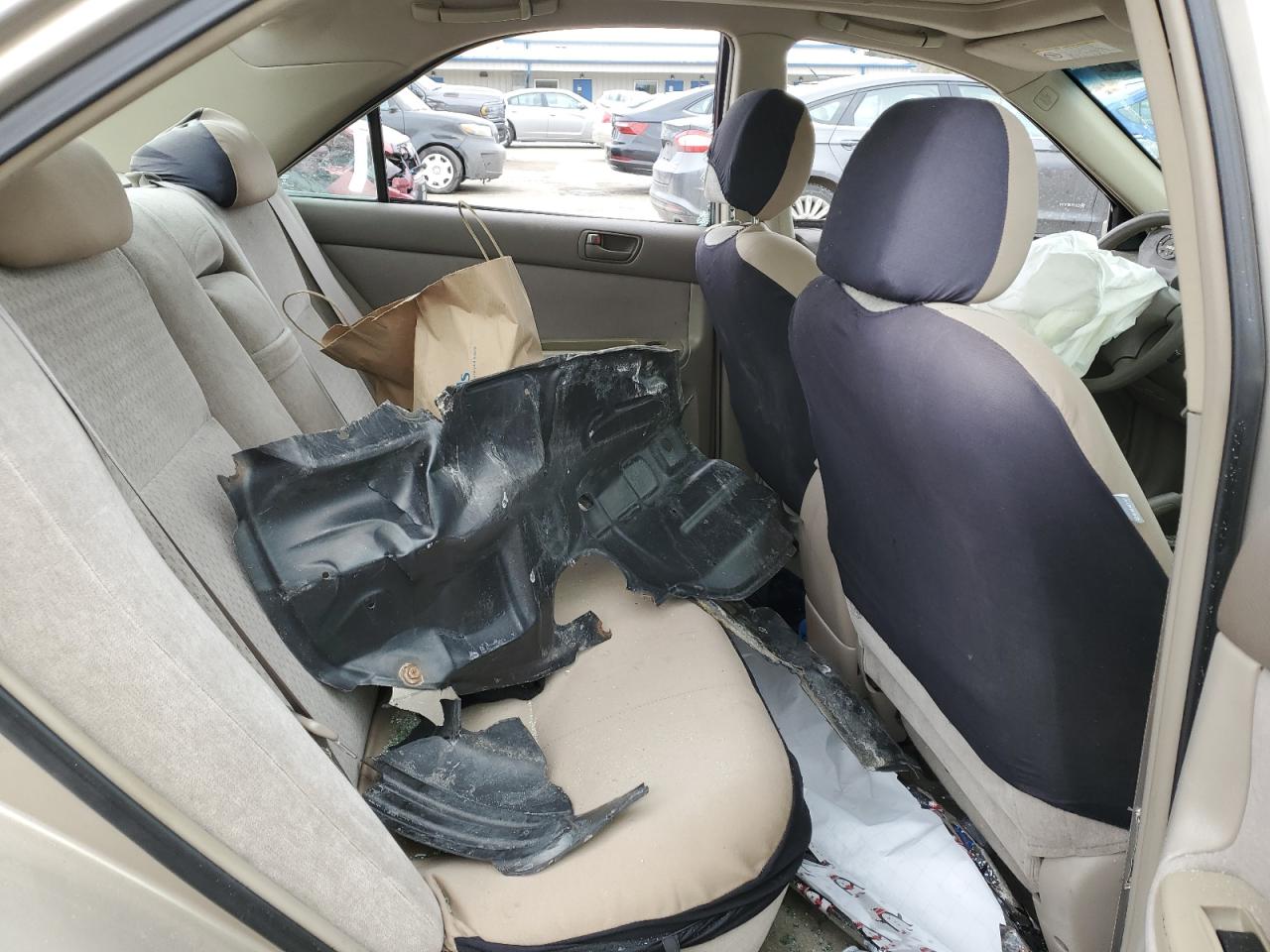 2003 Toyota Camry - Image 10