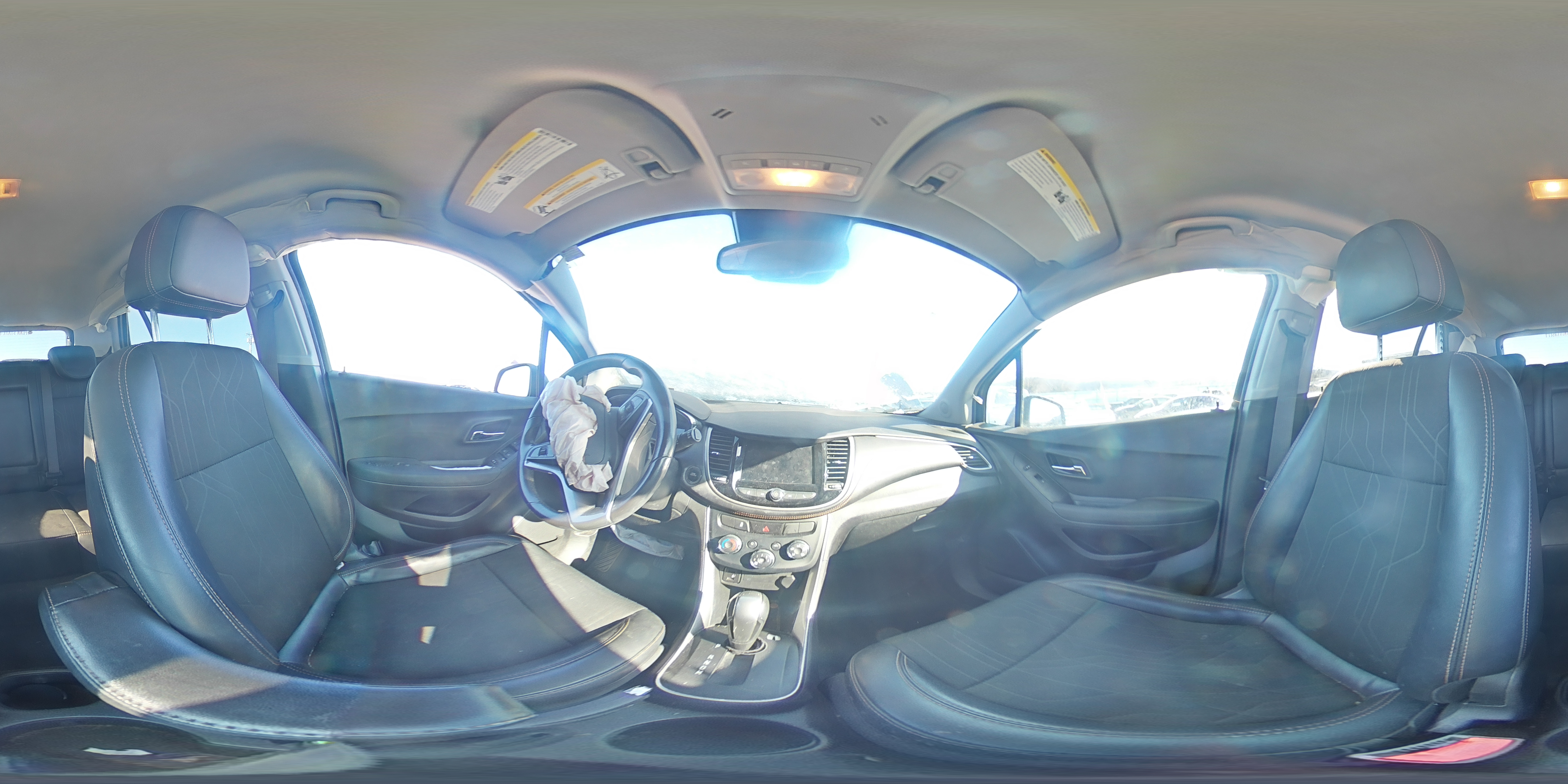 2020 Chevrolet Trax - Image 16