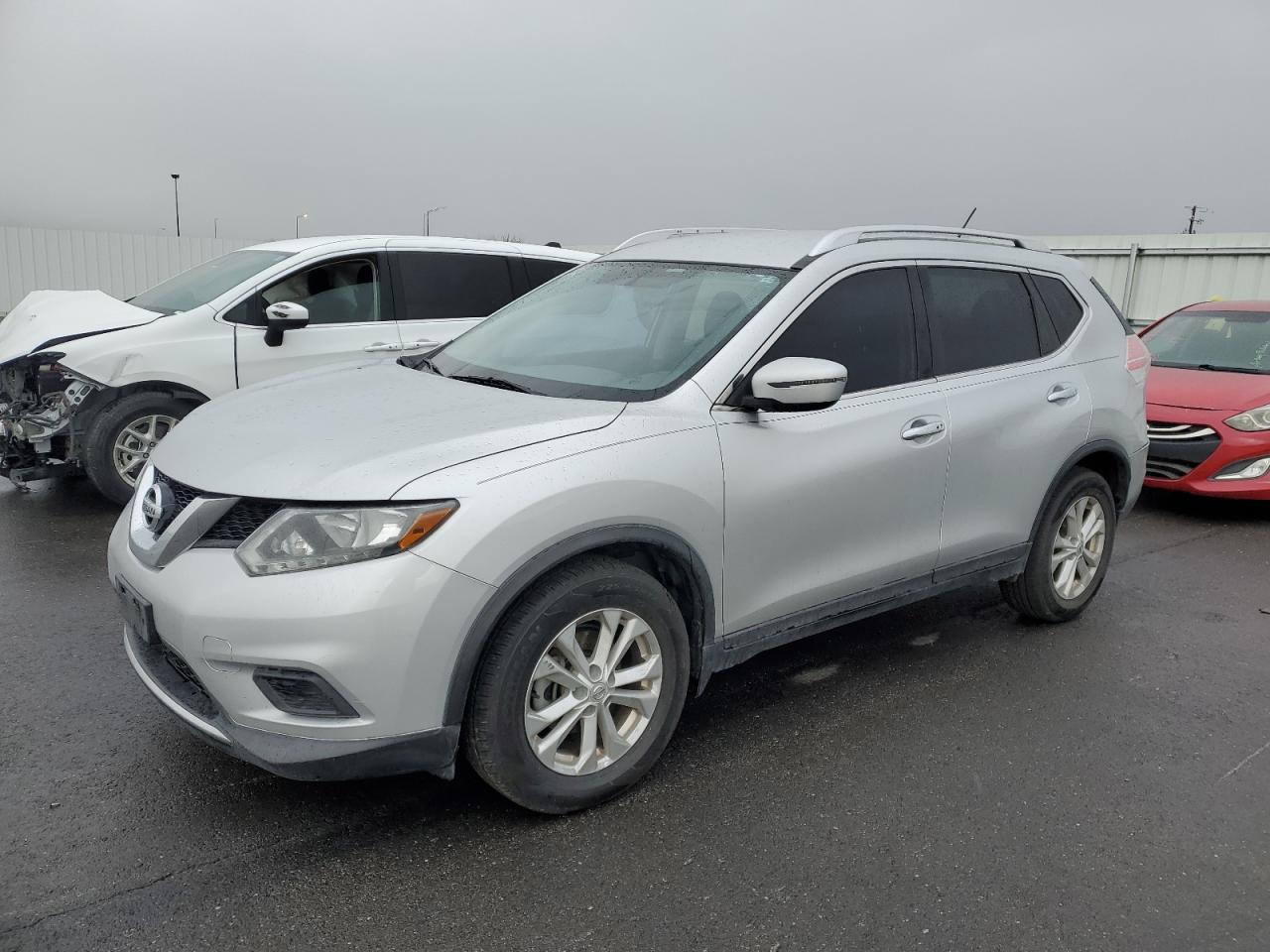 2016 Nissan Rogue - Image 1