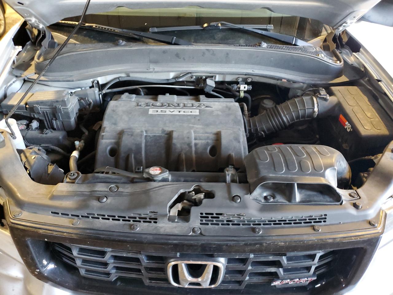 2013 Honda Ridgeline - Image 11