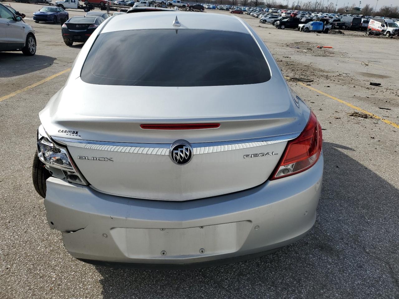 2012 Buick Regal - Image 6