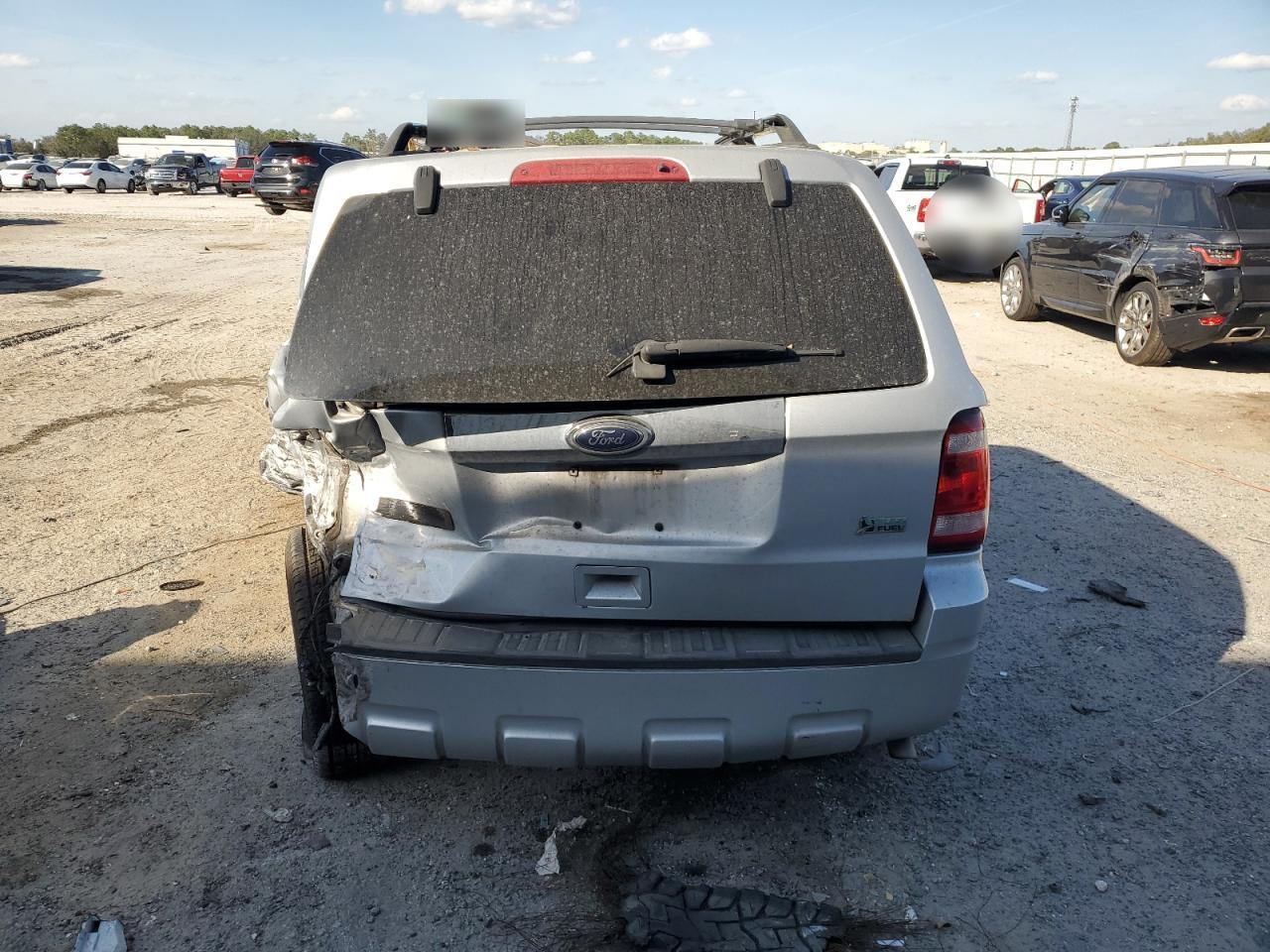 2010 Ford Escape - Image 6