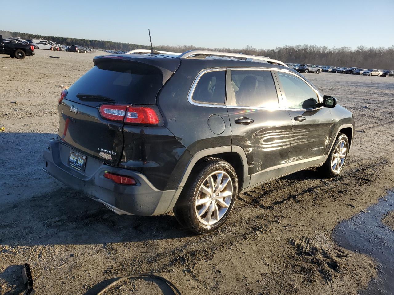 2016 Jeep Grand Cherokee - Image 3