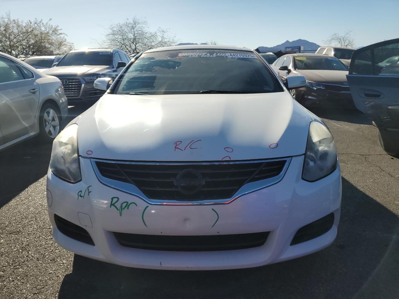 2010 Nissan Altima - Image 5