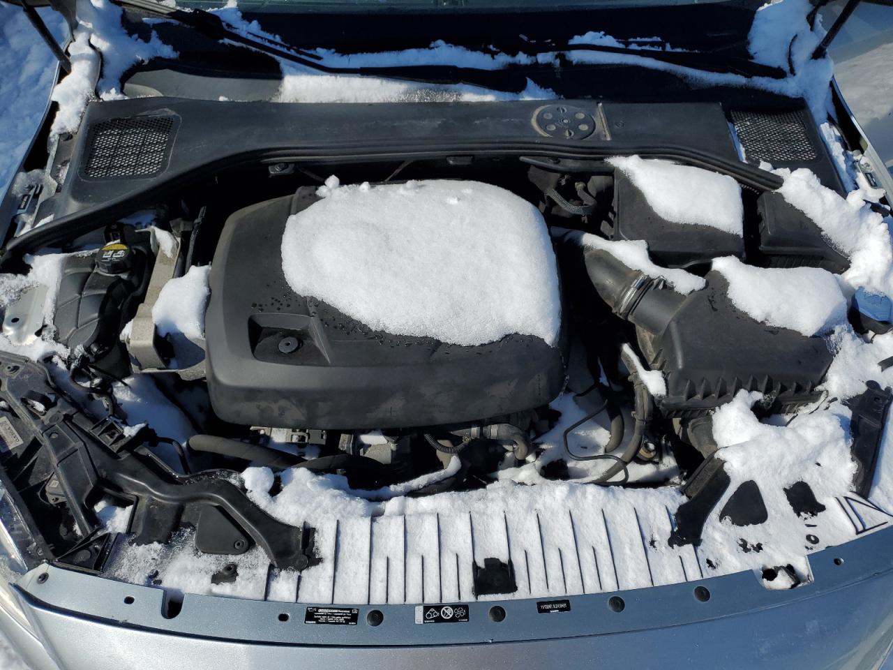 2018 Volvo S60 - Image 11