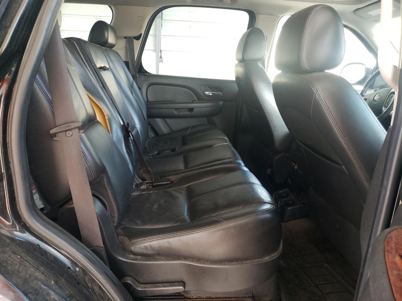 2009 GMC Yukon - Image 11
