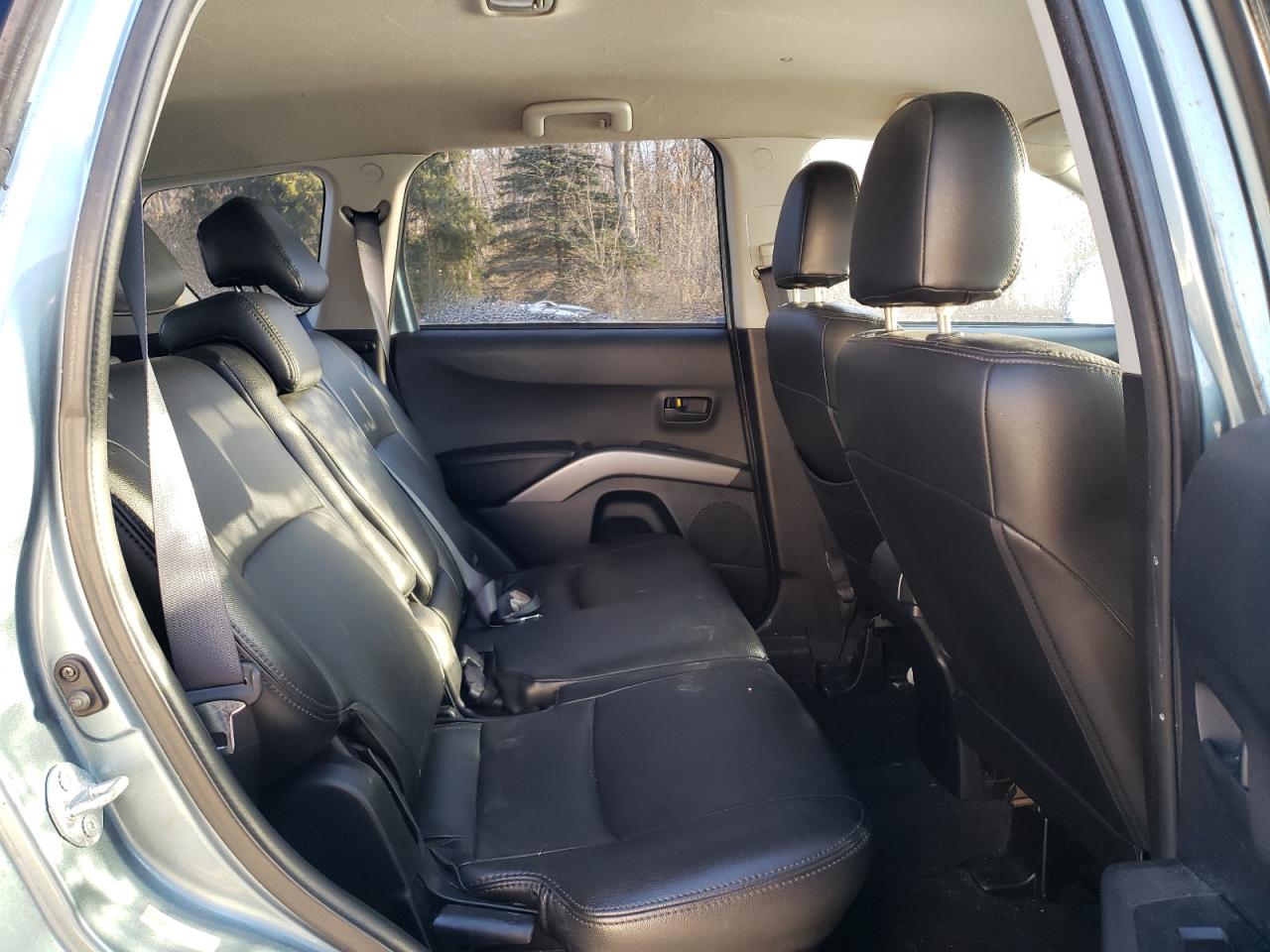2007 Mitsubishi Outlander - Image 11