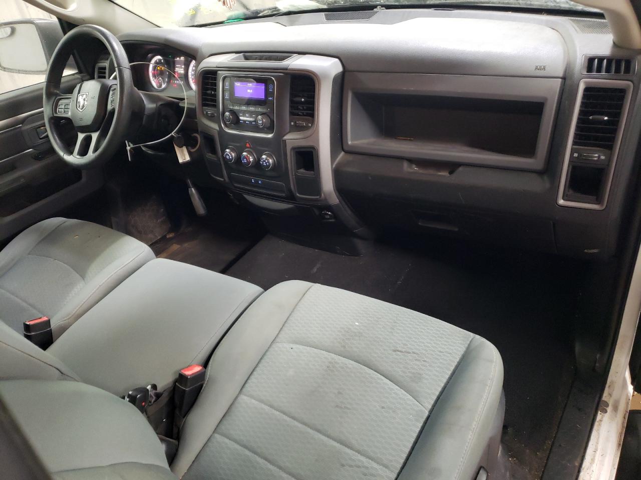 2014 RAM 1500 - Image 8