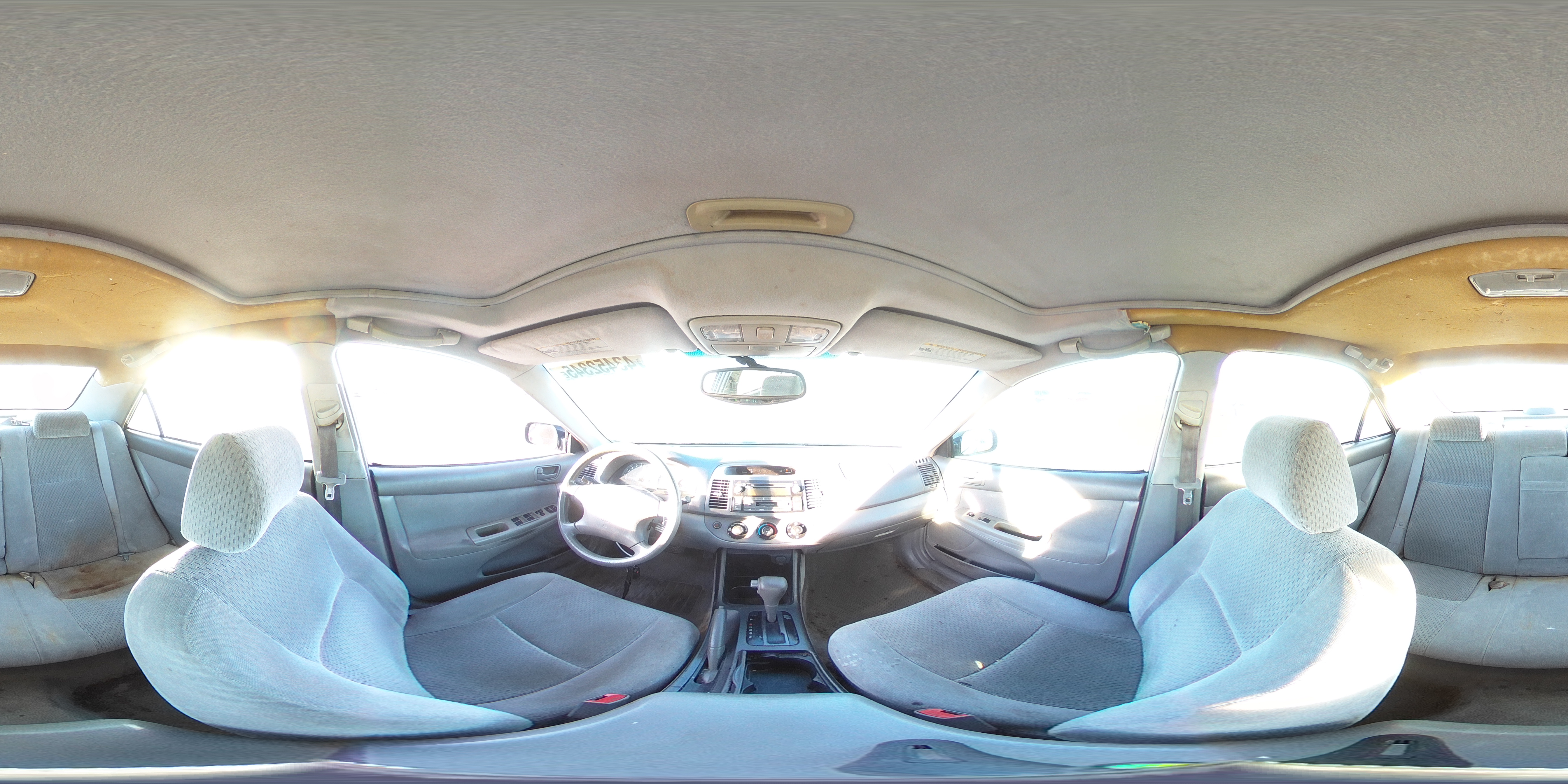 2004 Toyota Camry - Image 13
