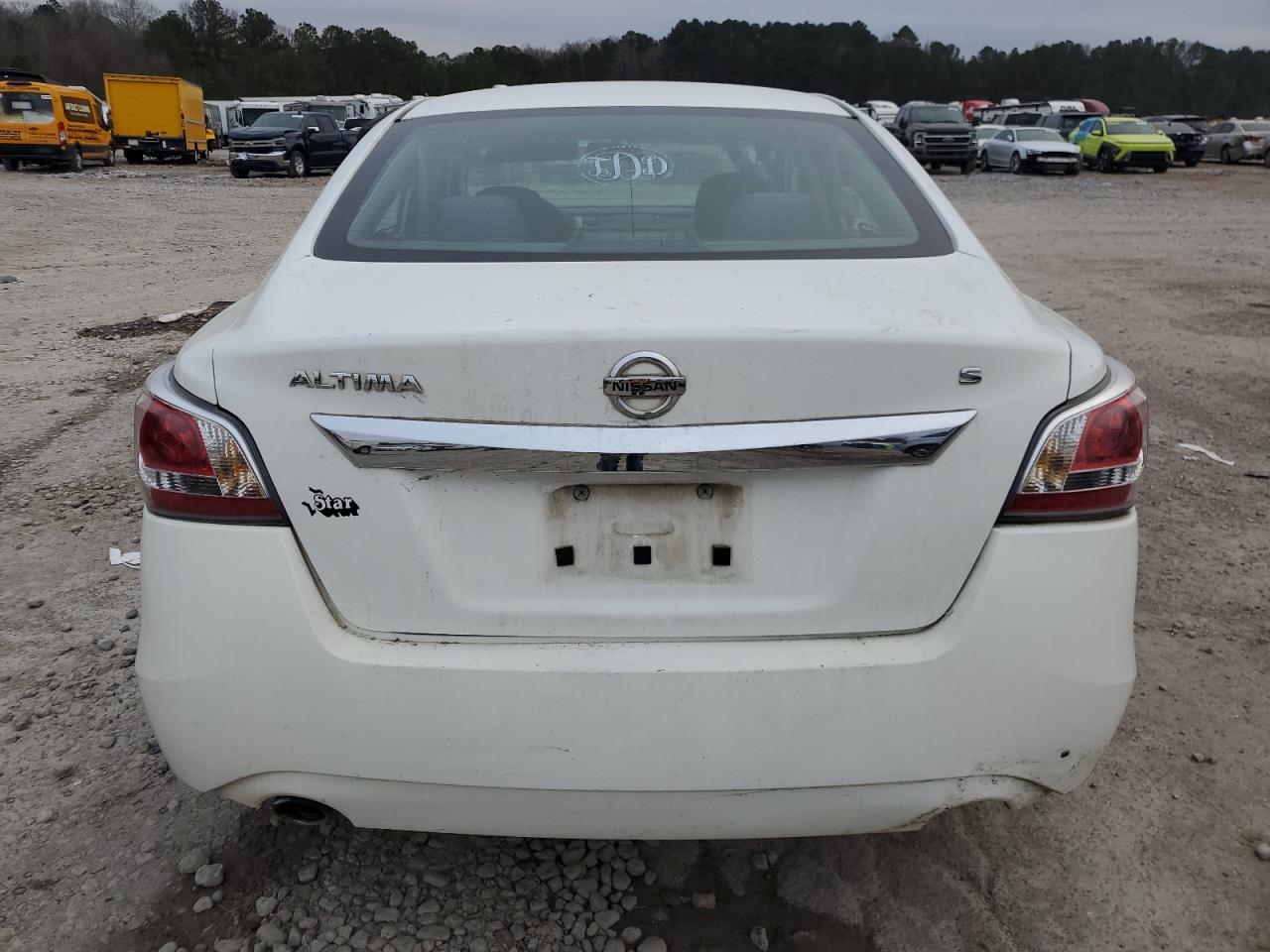 2015 Nissan Altima - Image 6