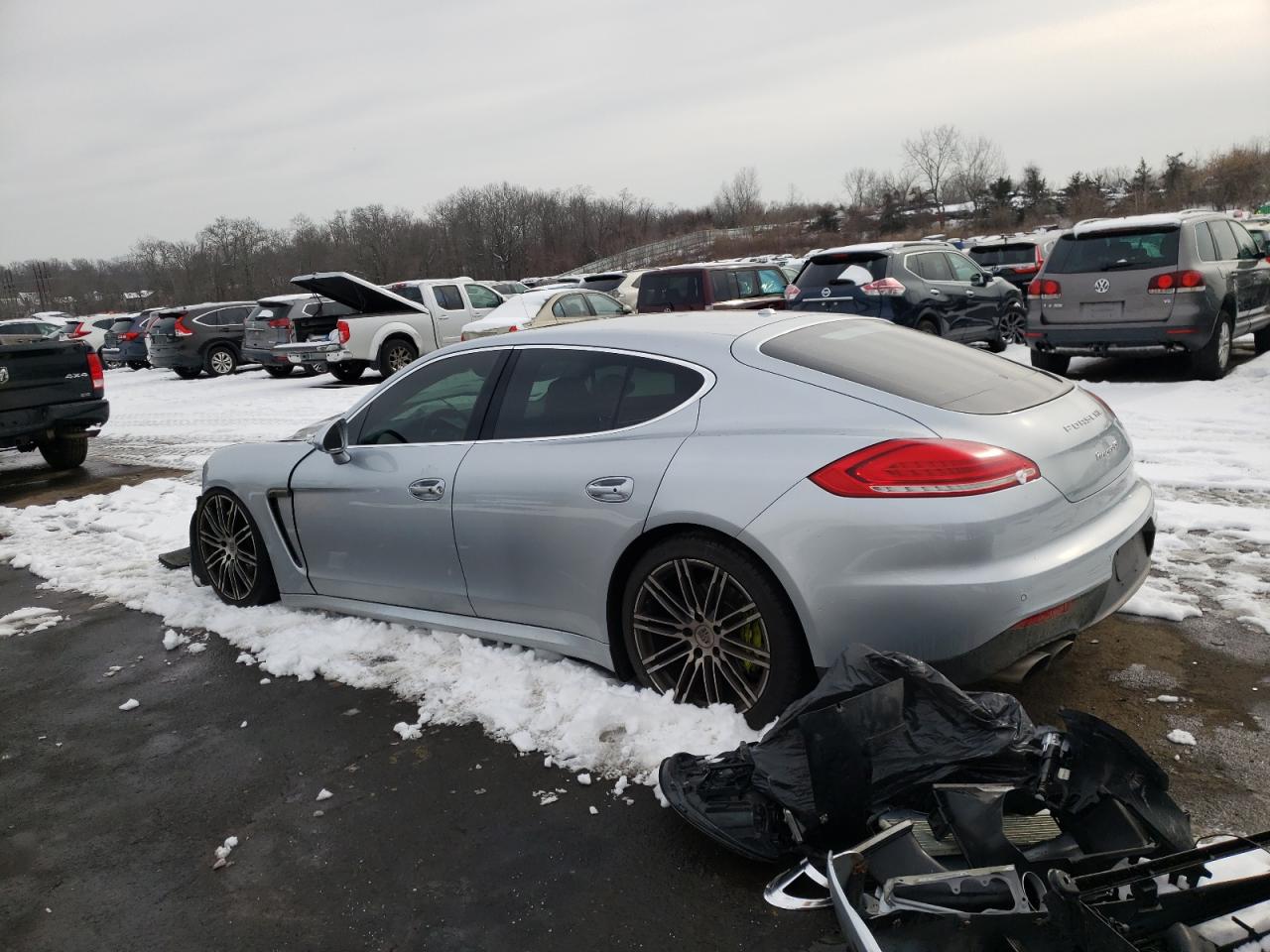 2015 Porsche Panamera - Image 2