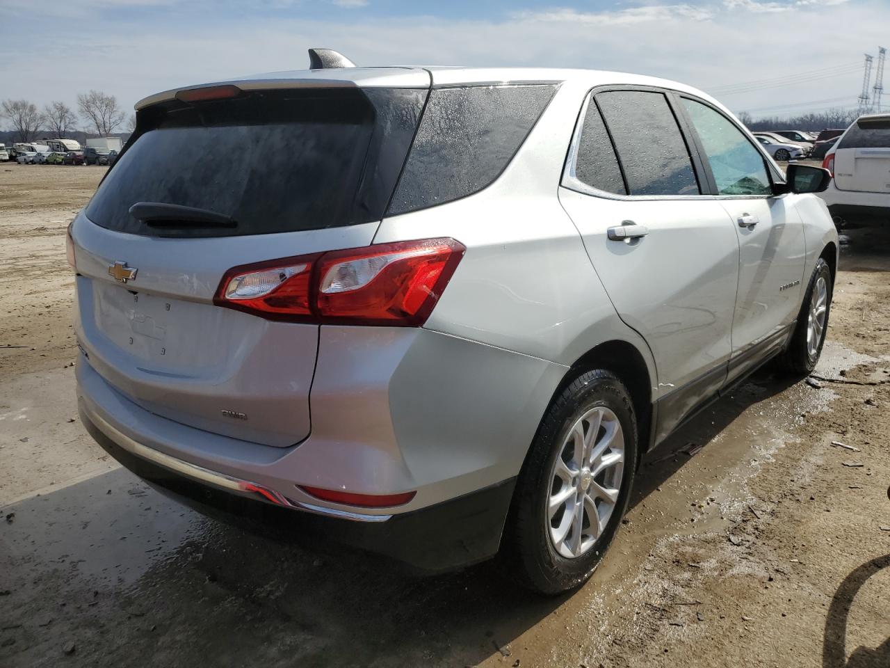 2021 Chevrolet Equinox - Image 3