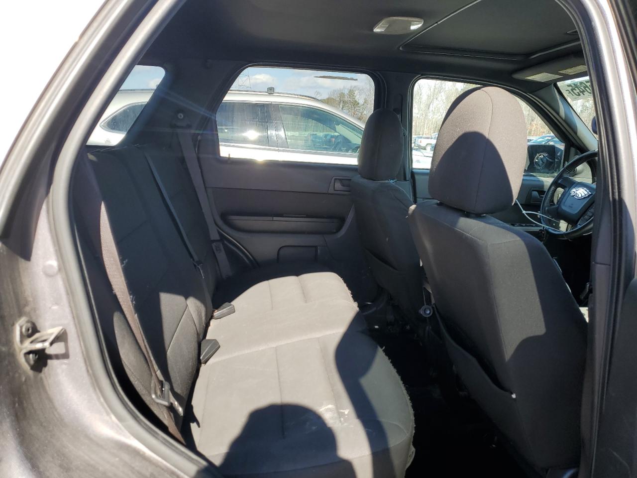 2012 Ford Escape - Image 11