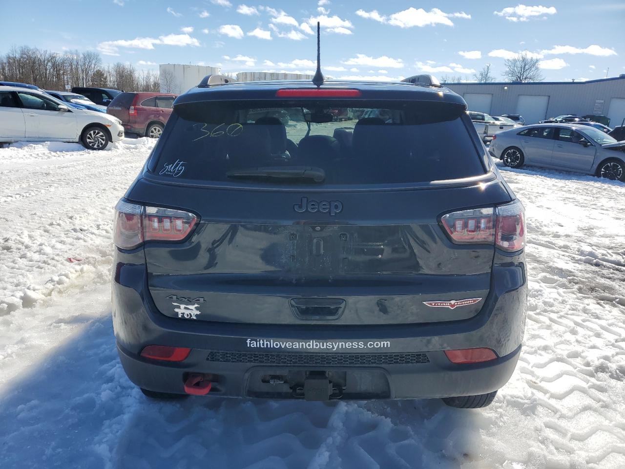 2018 Jeep Compass - Image 6