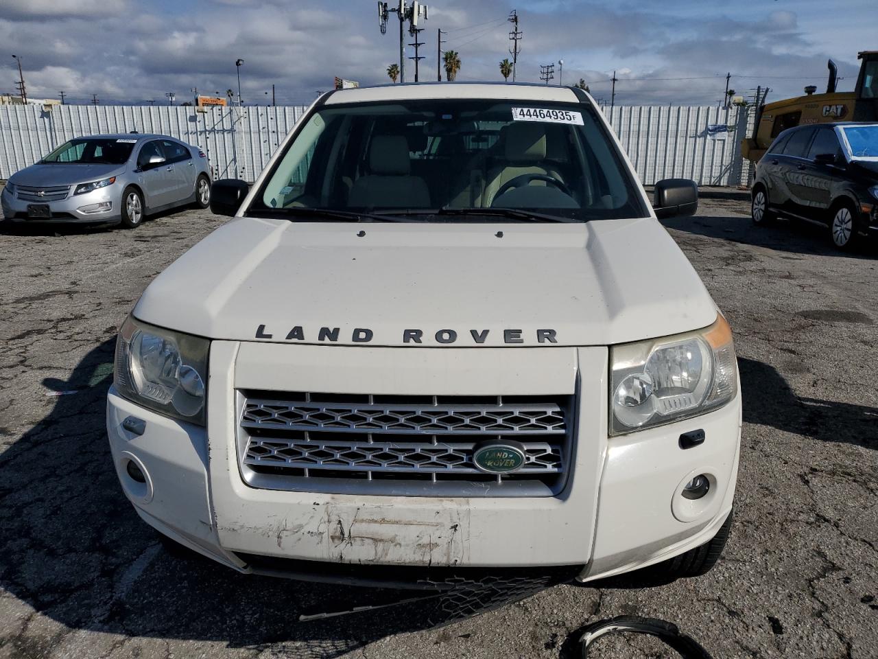 2010 Land Rover LR2 - Image 5