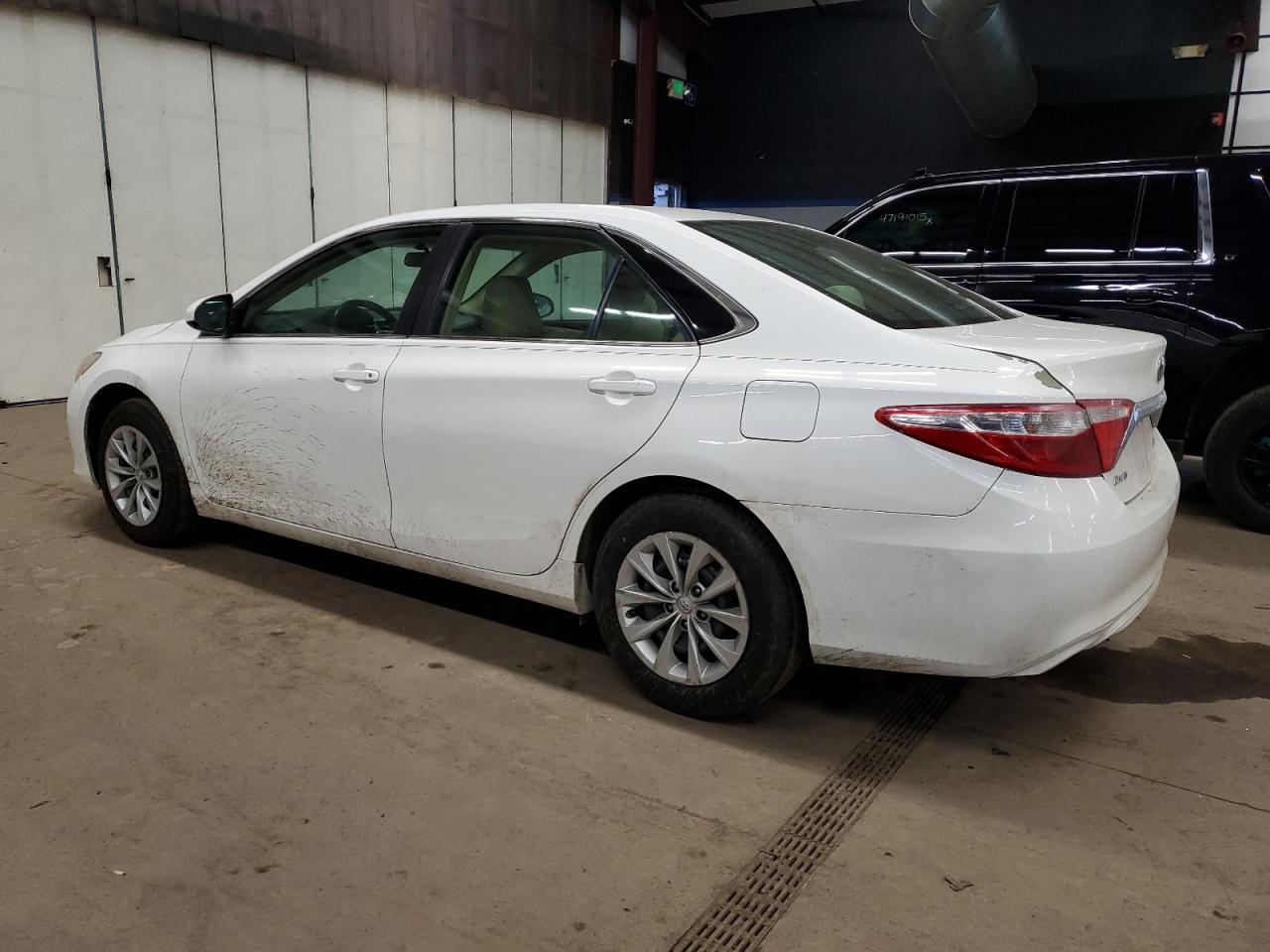 2015 Toyota Camry - Image 2