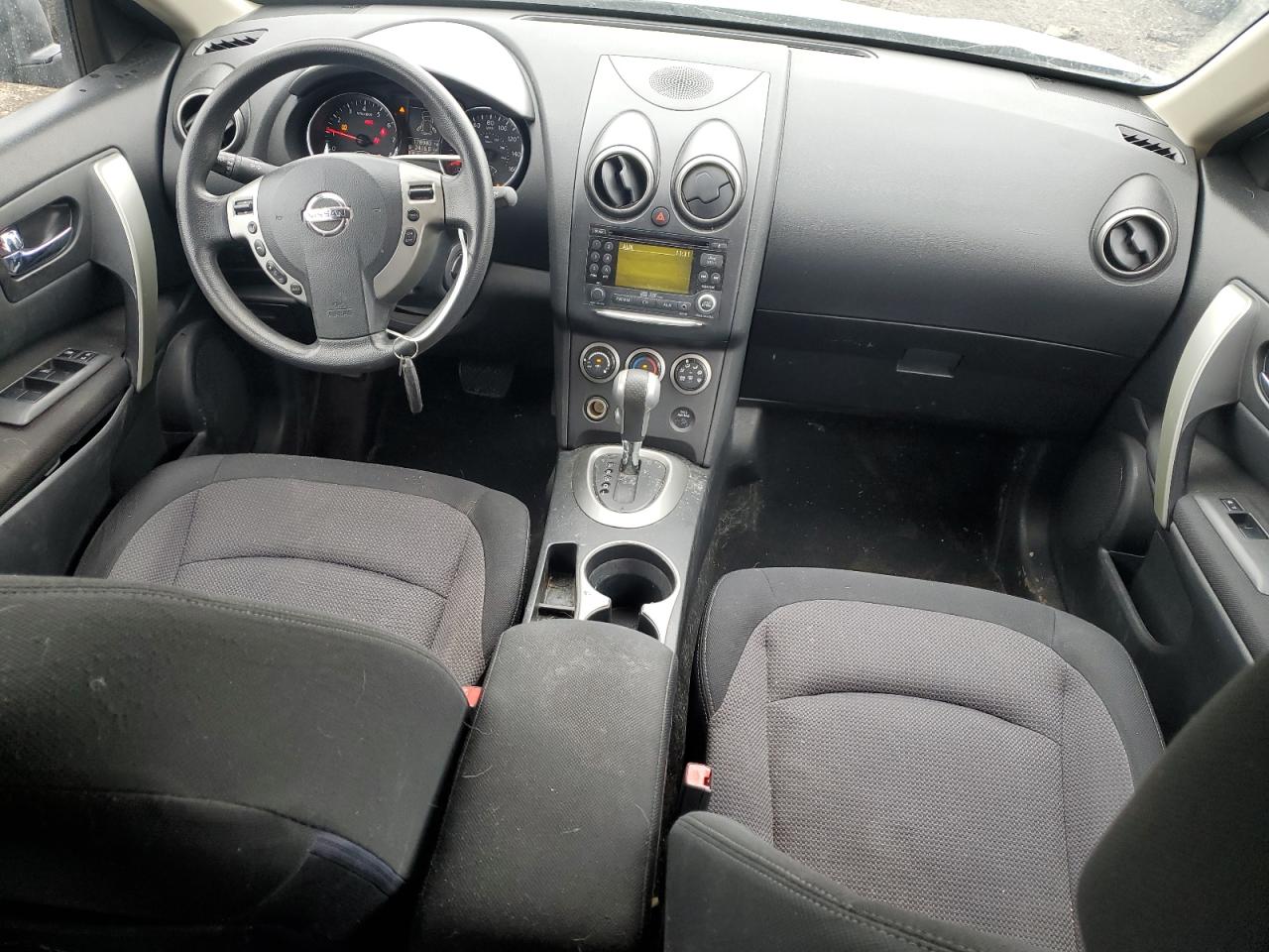 2011 Nissan Rogue - Image 8