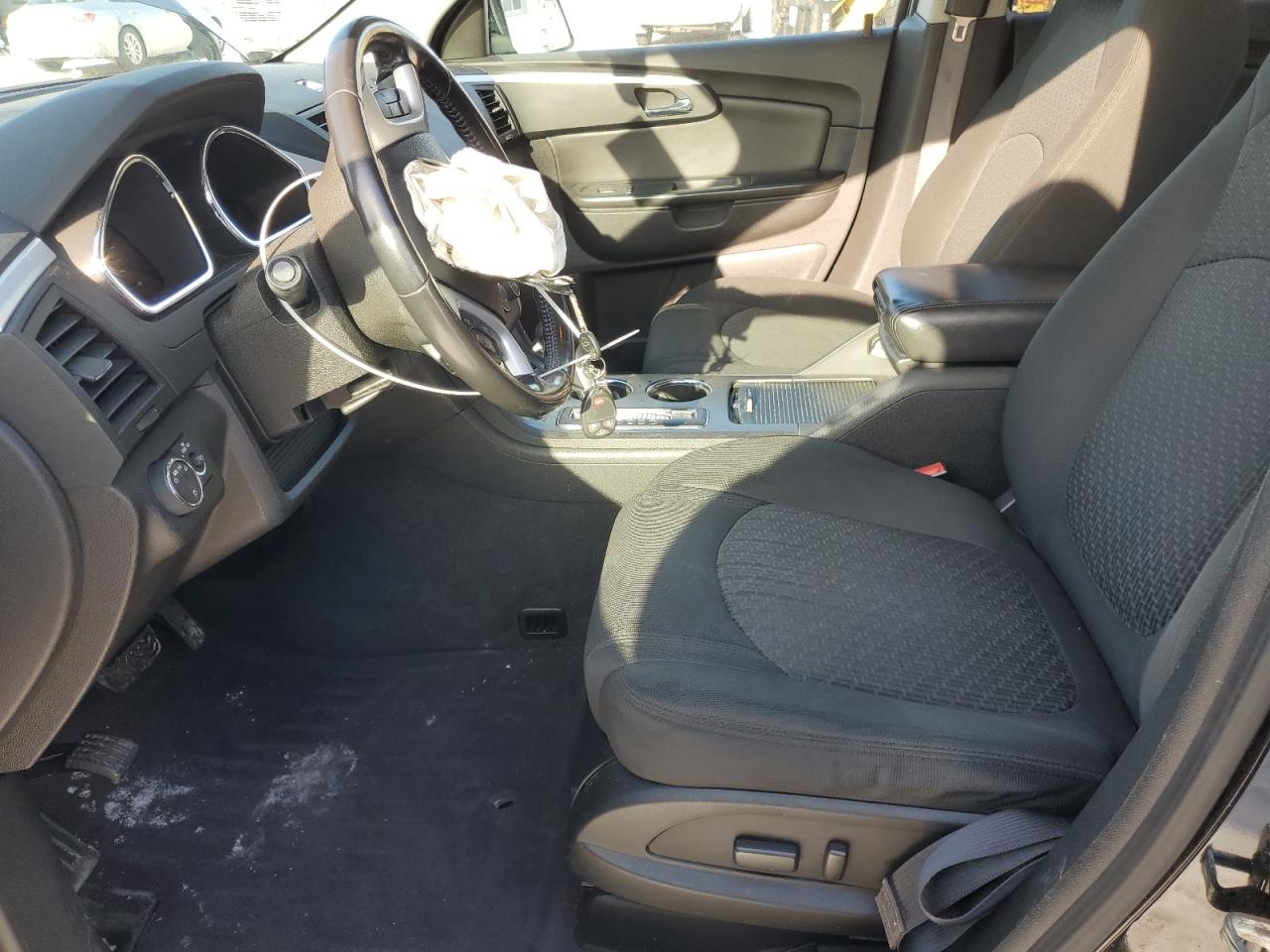 2012 Chevrolet Traverse - Image 7