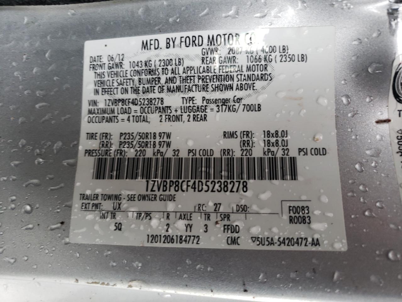 2013 Ford Mustang - Image 13