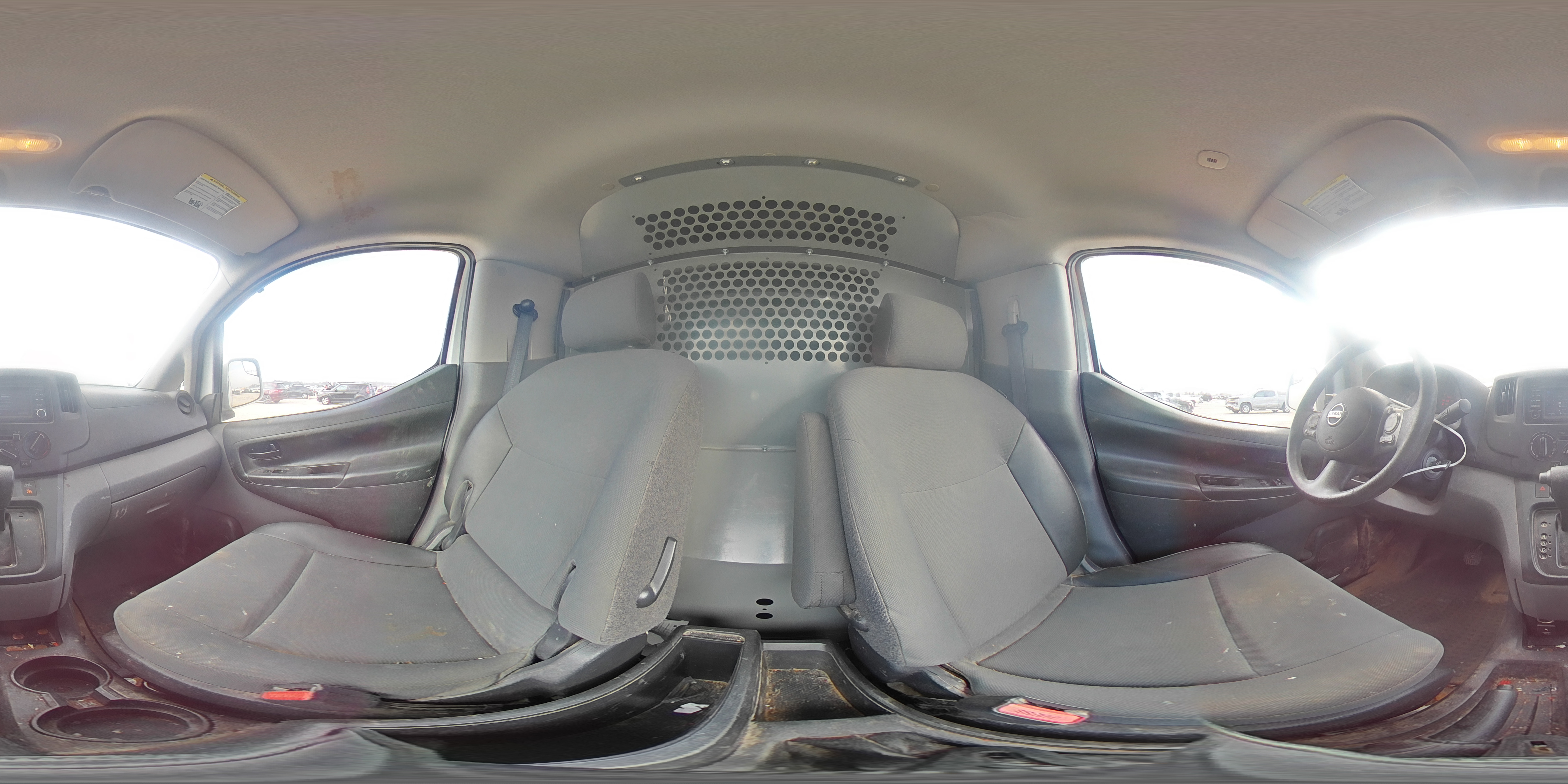 2015 Nissan NV - Image 13